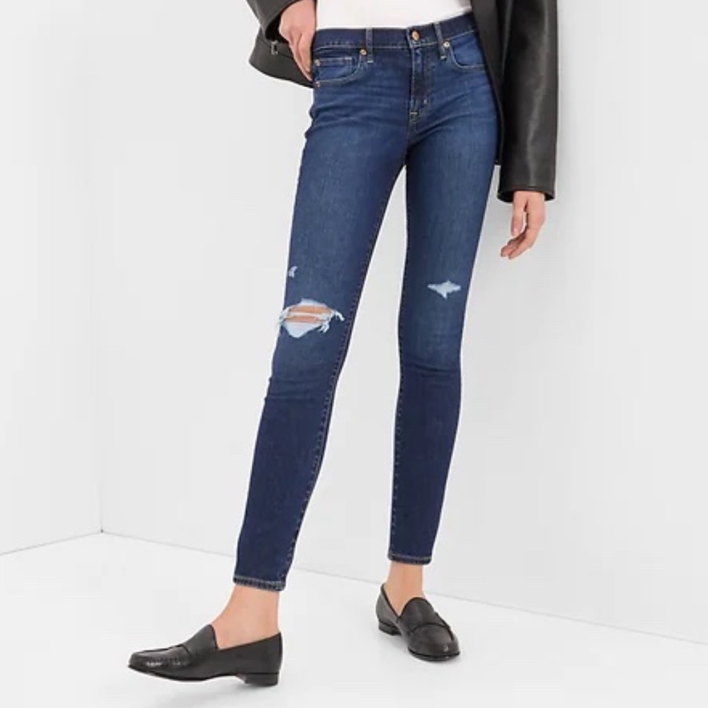 Gap true skinny jeans medium indigo destroy size 28 R